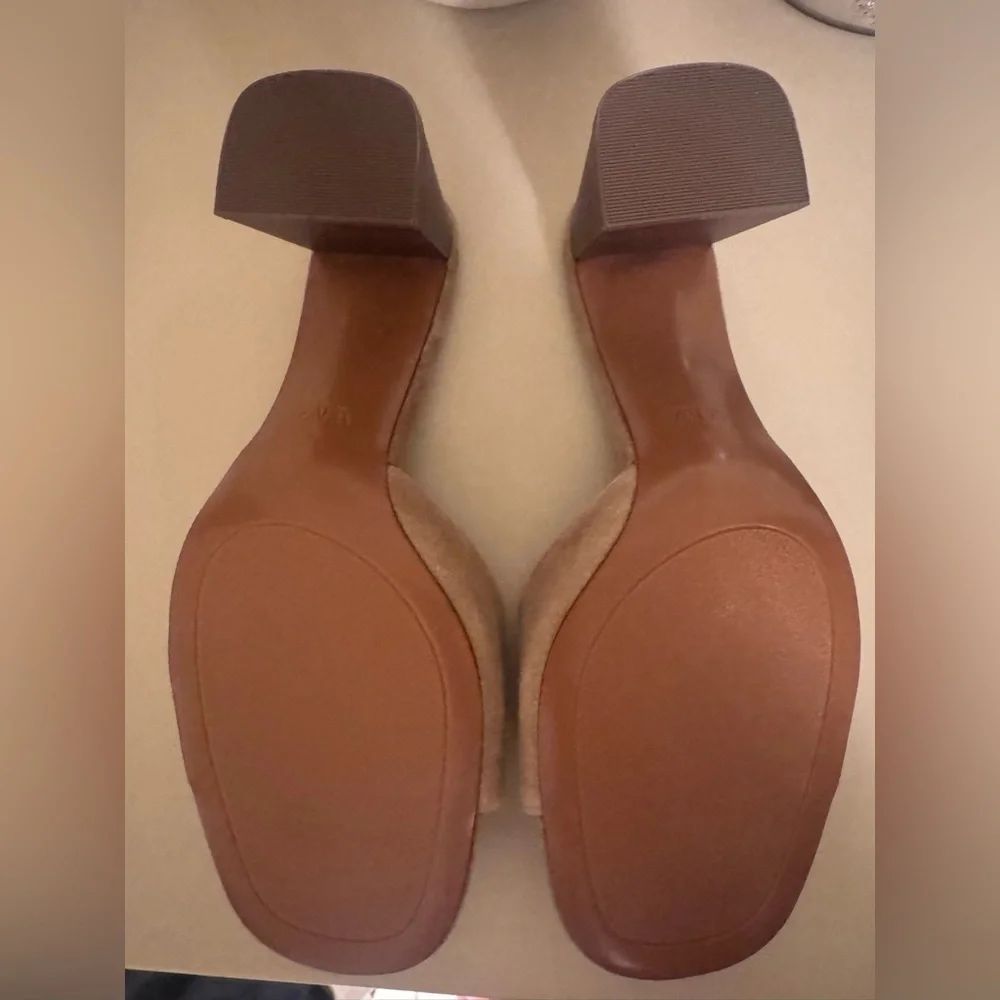 NWOT Zara Split Suede Block Heeled Sandals - Picture 4 of 4